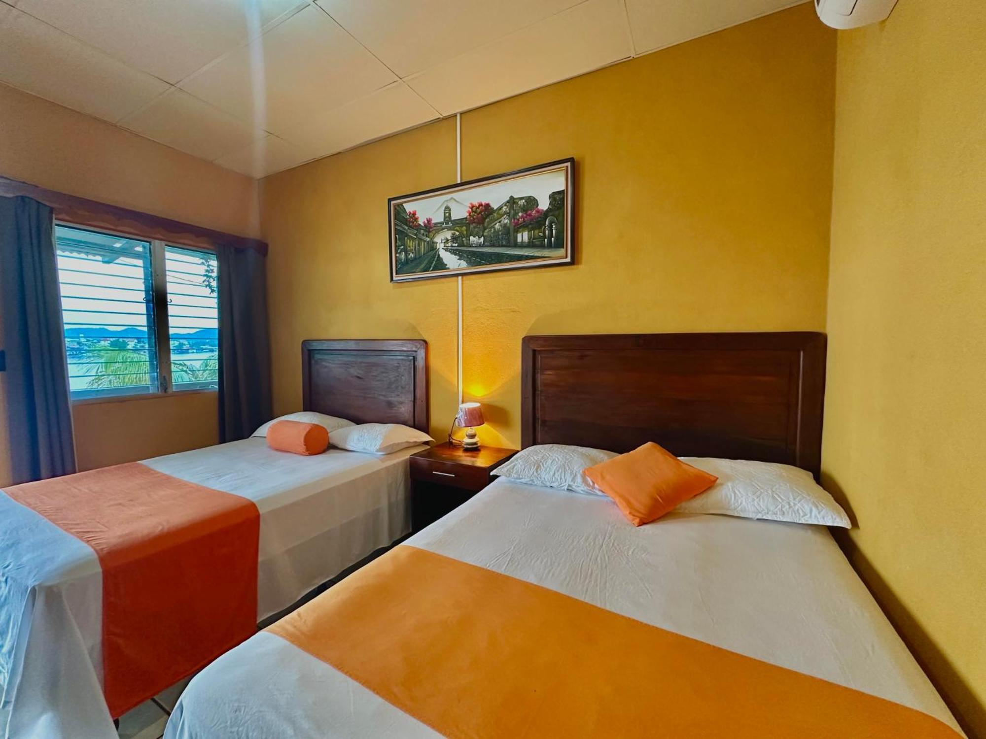 San Miguel Hotel Flores